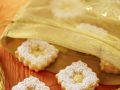 Butterplätzchen mit Eierlikörfüllung Rezept